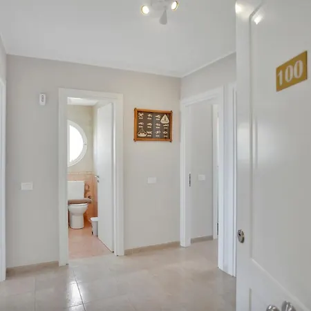 Sun And Green, Heated Pool, 3 Rooms, Air C *