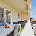 Апартаменты Sun And Green, Heated Pool, 3 Rooms, Air C