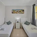 Sun And Green, Heated Pool, 3 Rooms, Air C