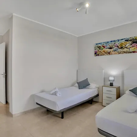 Appartamento Sun And Green, Heated Pool, 3 Rooms, Air C San Miguel de Abona