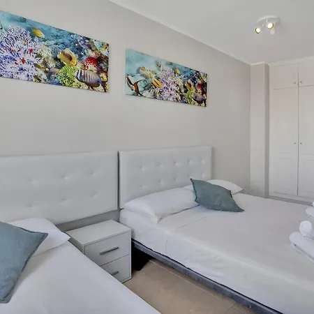 Sun And Green, Heated Pool, 3 Rooms, Air C